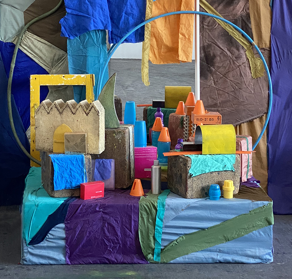 2.m.n.monochromatyczna kopia.jpeg